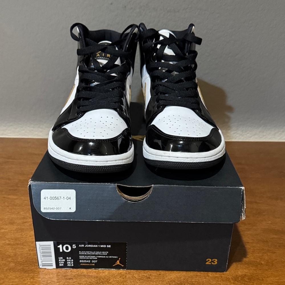 Jordan 1 Mid SE Black White Gold Sneakers
